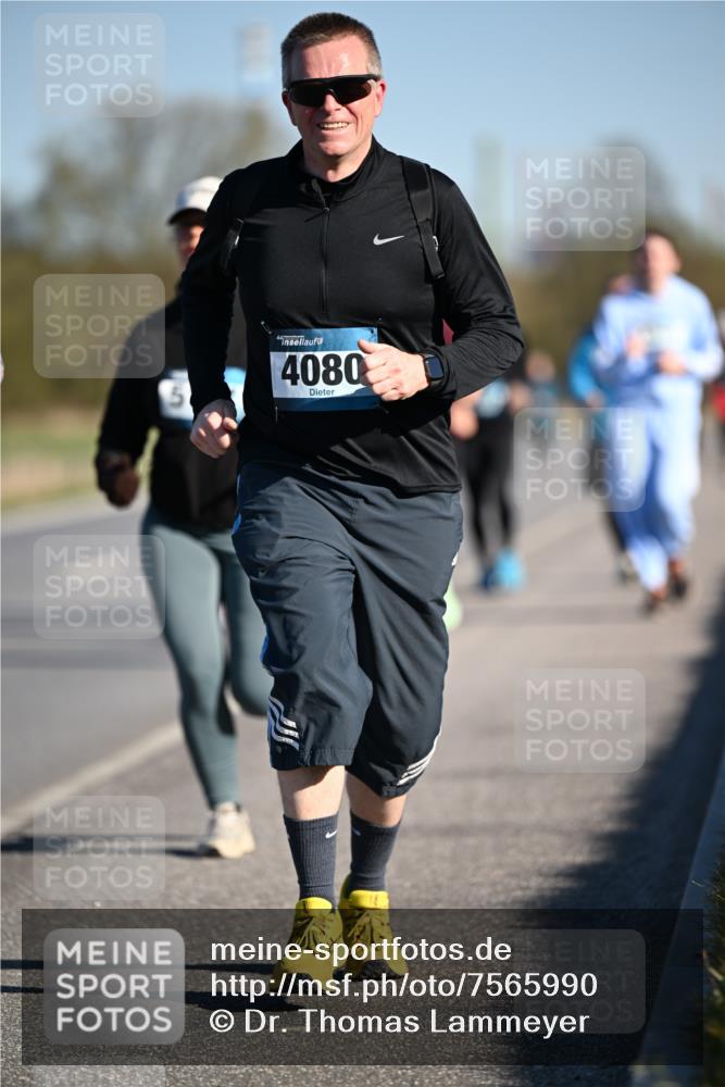 06.04.2025 - 44. Internationalen Wilhelmsburger Insellauf Dr. Thomas Lammeyer http://msf.ph/oto/7565990 06.04.2025 09:41:37 Laufen 4080 meine-sportfotos.de