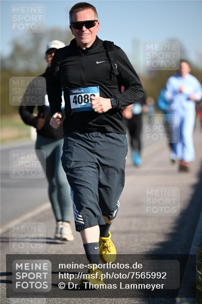 06.04.2025 - 44. Internationalen Wilhelmsburger Insellauf Dr. Thomas Lammeyer http://msf.ph/oto/7565992 06.04.2025 09:41:37 Laufen 408 meine-sportfotos.de