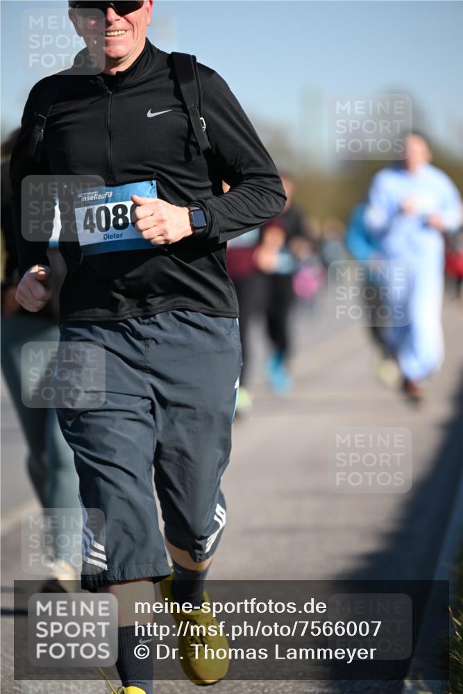 06.04.2025 - 44. Internationalen Wilhelmsburger Insellauf Dr. Thomas Lammeyer http://msf.ph/oto/7566007 06.04.2025 09:41:38 Laufen 408 meine-sportfotos.de