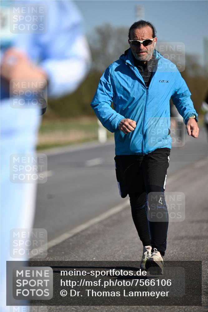 06.04.2025 - 44. Internationalen Wilhelmsburger Insellauf Dr. Thomas Lammeyer http://msf.ph/oto/7566106 06.04.2025 09:41:46 Laufen  meine-sportfotos.de