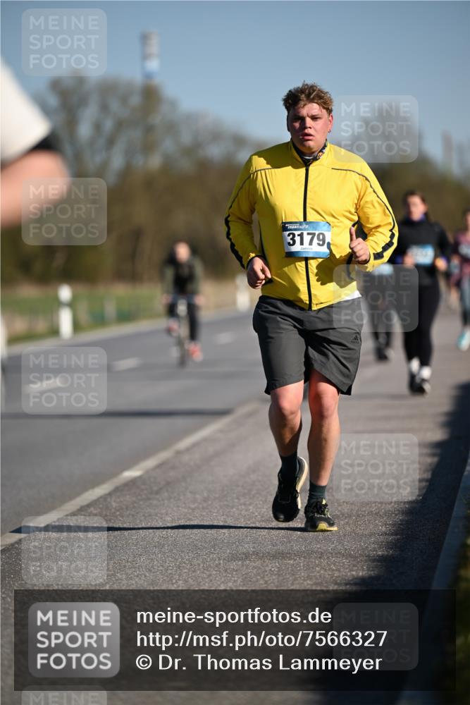 06.04.2025 - 44. Internationalen Wilhelmsburger Insellauf Dr. Thomas Lammeyer http://msf.ph/oto/7566327 06.04.2025 09:42:05 Laufen 3179 meine-sportfotos.de