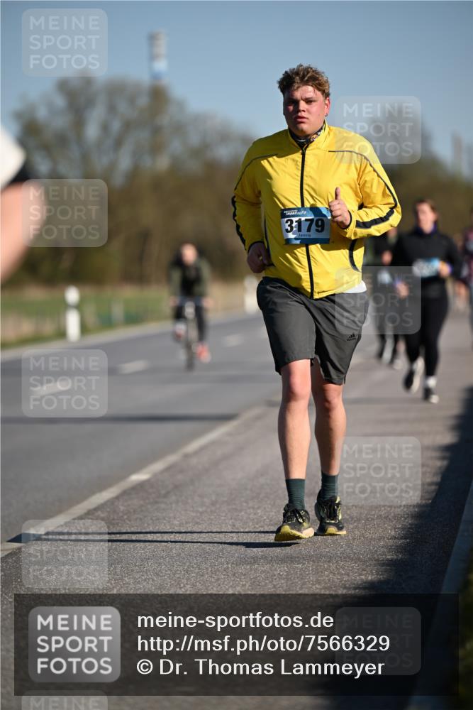 06.04.2025 - 44. Internationalen Wilhelmsburger Insellauf Dr. Thomas Lammeyer http://msf.ph/oto/7566329 06.04.2025 09:42:05 Laufen 3179 meine-sportfotos.de