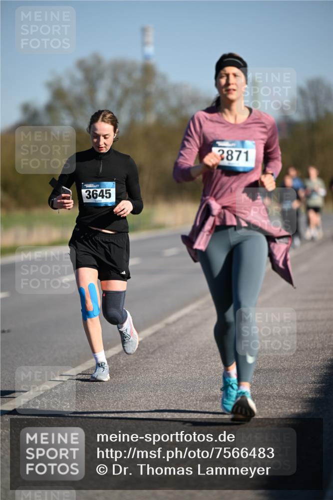 06.04.2025 - 44. Internationalen Wilhelmsburger Insellauf Dr. Thomas Lammeyer http://msf.ph/oto/7566483 06.04.2025 09:42:19 Laufen 3645, 2871 meine-sportfotos.de