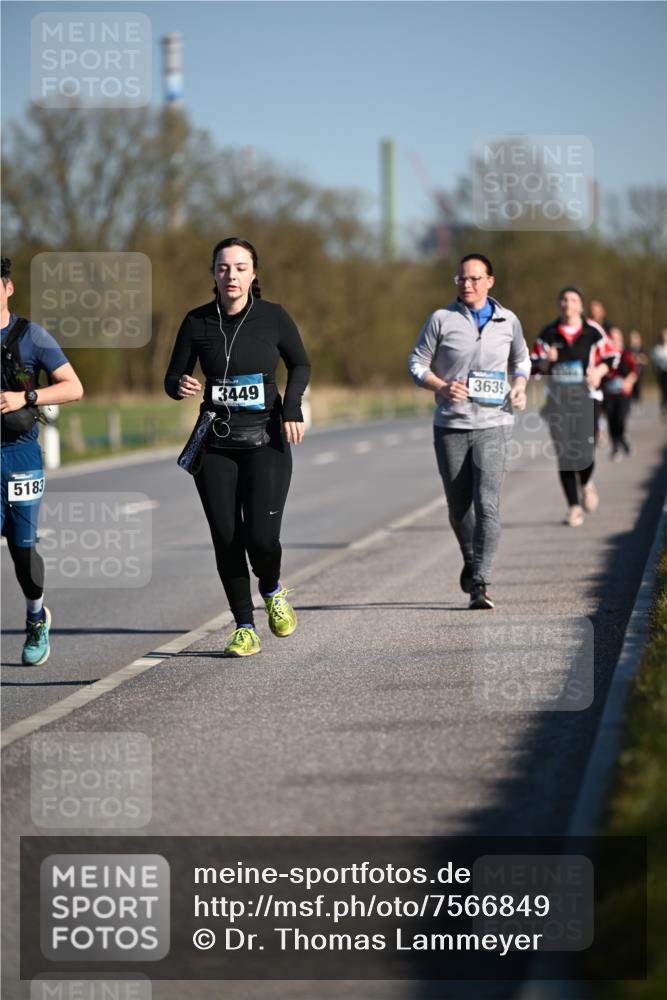 06.04.2025 - 44. Internationalen Wilhelmsburger Insellauf Dr. Thomas Lammeyer http://msf.ph/oto/7566849 06.04.2025 09:43:04 Laufen 5183, 3449, 3639 meine-sportfotos.de