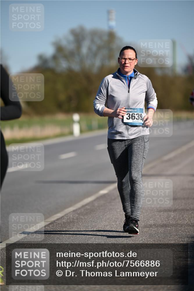 06.04.2025 - 44. Internationalen Wilhelmsburger Insellauf Dr. Thomas Lammeyer http://msf.ph/oto/7566886 06.04.2025 09:43:09 Laufen 3639 meine-sportfotos.de
