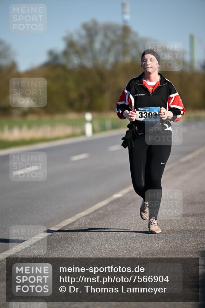 06.04.2025 - 44. Internationalen Wilhelmsburger Insellauf Dr. Thomas Lammeyer http://msf.ph/oto/7566904 06.04.2025 09:43:13 Laufen 3303 meine-sportfotos.de