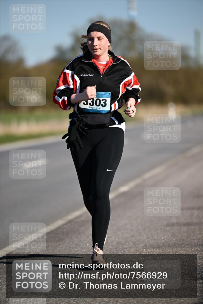 06.04.2025 - 44. Internationalen Wilhelmsburger Insellauf Dr. Thomas Lammeyer http://msf.ph/oto/7566929 06.04.2025 09:43:14 Laufen 303 meine-sportfotos.de