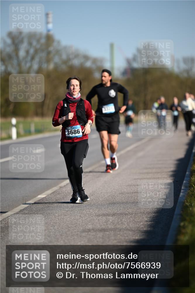 06.04.2025 - 44. Internationalen Wilhelmsburger Insellauf Dr. Thomas Lammeyer http://msf.ph/oto/7566939 06.04.2025 09:43:23 Laufen 3686 meine-sportfotos.de