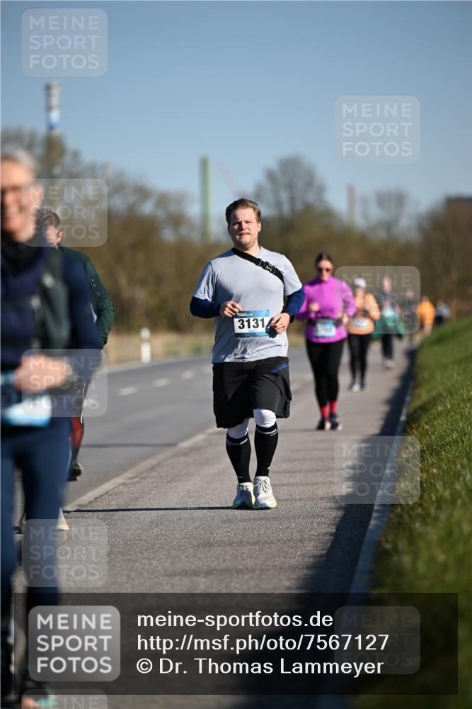 06.04.2025 - 44. Internationalen Wilhelmsburger Insellauf Dr. Thomas Lammeyer http://msf.ph/oto/7567127 06.04.2025 09:43:51 Laufen 3131 meine-sportfotos.de