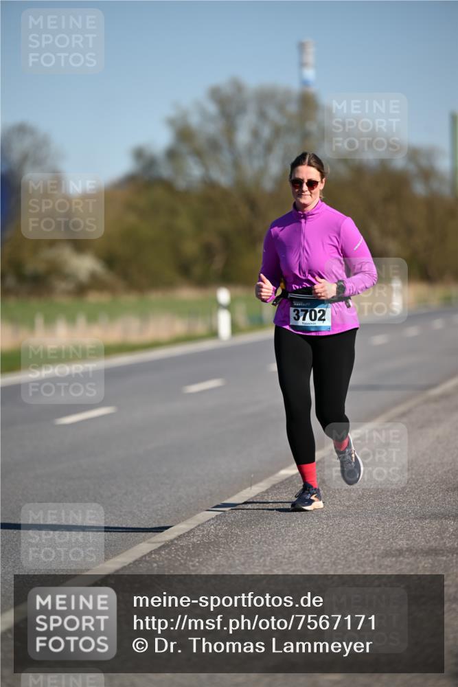 06.04.2025 - 44. Internationalen Wilhelmsburger Insellauf Dr. Thomas Lammeyer http://msf.ph/oto/7567171 06.04.2025 09:43:59 Laufen 3702 meine-sportfotos.de