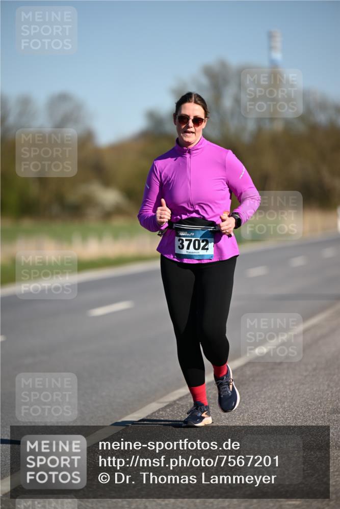 06.04.2025 - 44. Internationalen Wilhelmsburger Insellauf Dr. Thomas Lammeyer http://msf.ph/oto/7567201 06.04.2025 09:44:01 Laufen 3702 meine-sportfotos.de