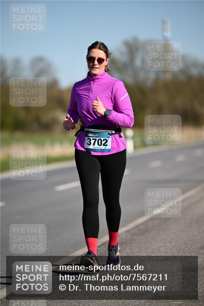 06.04.2025 - 44. Internationalen Wilhelmsburger Insellauf Dr. Thomas Lammeyer http://msf.ph/oto/7567211 06.04.2025 09:44:01 Laufen 3702 meine-sportfotos.de