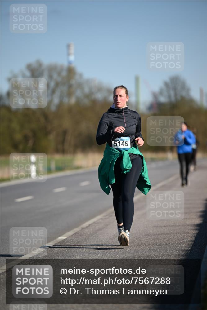 06.04.2025 - 44. Internationalen Wilhelmsburger Insellauf Dr. Thomas Lammeyer http://msf.ph/oto/7567288 06.04.2025 09:44:15 Laufen 5146 meine-sportfotos.de