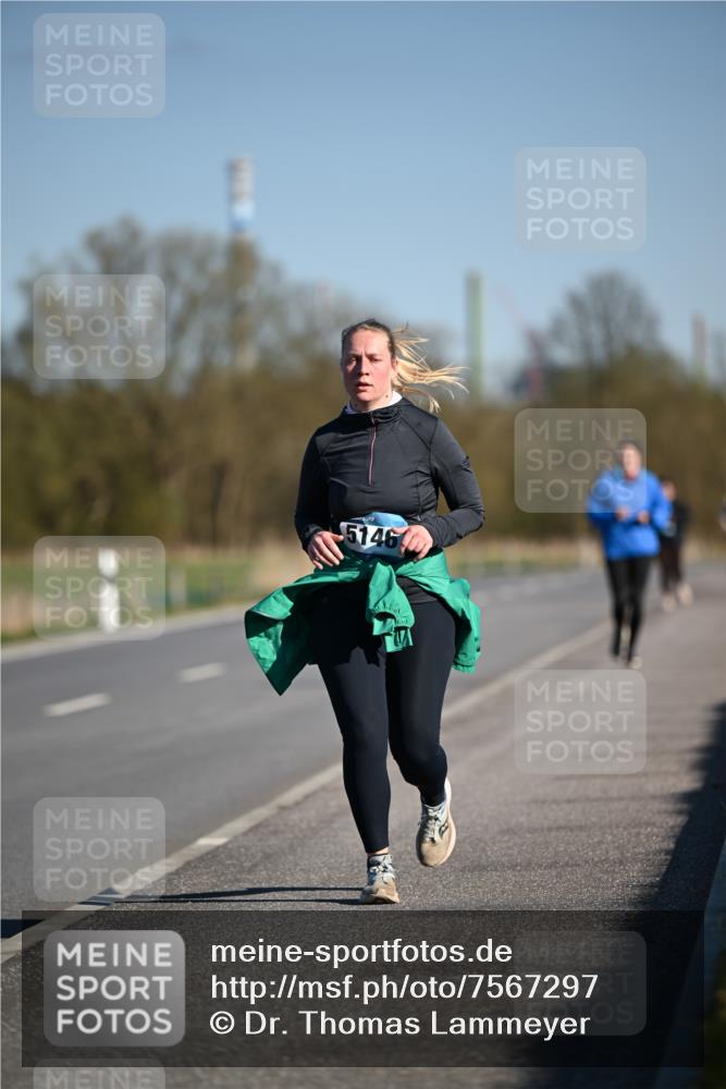 06.04.2025 - 44. Internationalen Wilhelmsburger Insellauf Dr. Thomas Lammeyer http://msf.ph/oto/7567297 06.04.2025 09:44:16 Laufen 5146 meine-sportfotos.de