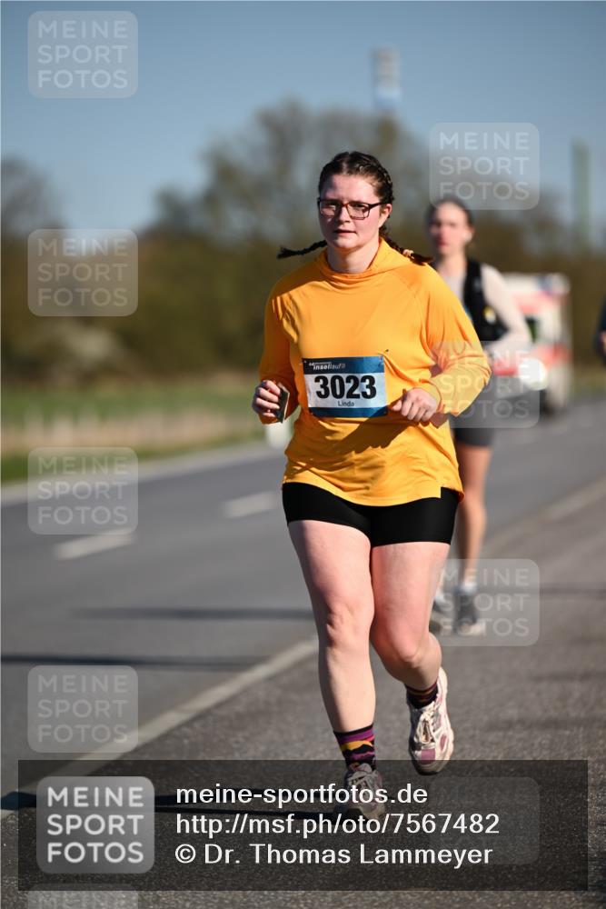 06.04.2025 - 44. Internationalen Wilhelmsburger Insellauf Dr. Thomas Lammeyer http://msf.ph/oto/7567482 06.04.2025 09:44:48 Laufen 3023 meine-sportfotos.de