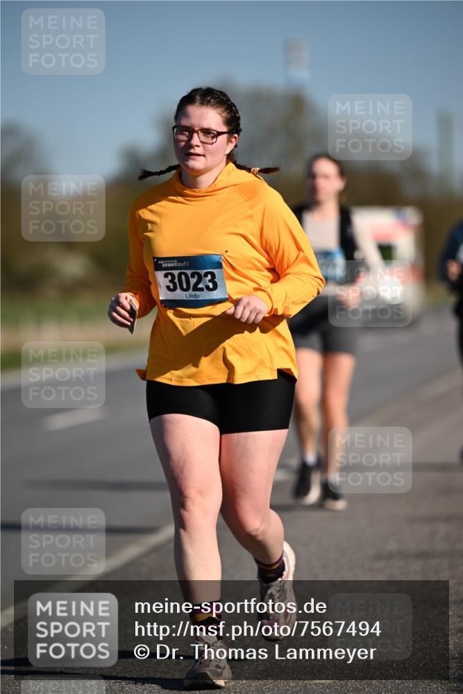 06.04.2025 - 44. Internationalen Wilhelmsburger Insellauf Dr. Thomas Lammeyer http://msf.ph/oto/7567494 06.04.2025 09:44:49 Laufen 3023 meine-sportfotos.de
