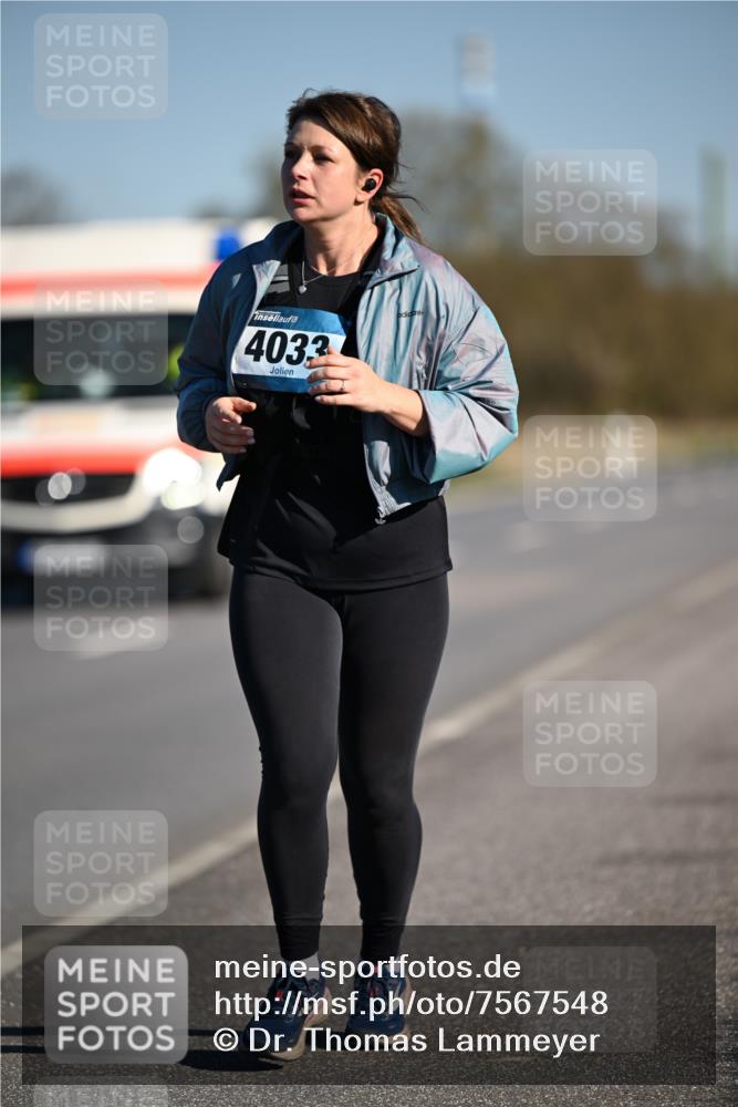 06.04.2025 - 44. Internationalen Wilhelmsburger Insellauf Dr. Thomas Lammeyer http://msf.ph/oto/7567548 06.04.2025 09:44:54 Laufen 4033 meine-sportfotos.de
