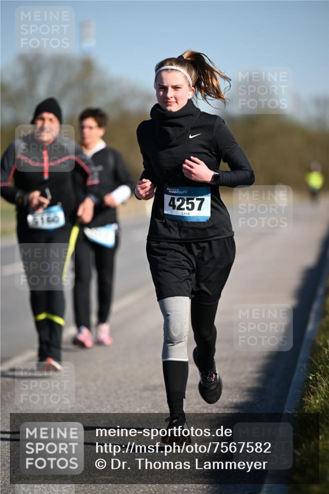 06.04.2025 - 44. Internationalen Wilhelmsburger Insellauf Dr. Thomas Lammeyer http://msf.ph/oto/7567582 06.04.2025 09:45:16 Laufen 9160, 4257 meine-sportfotos.de