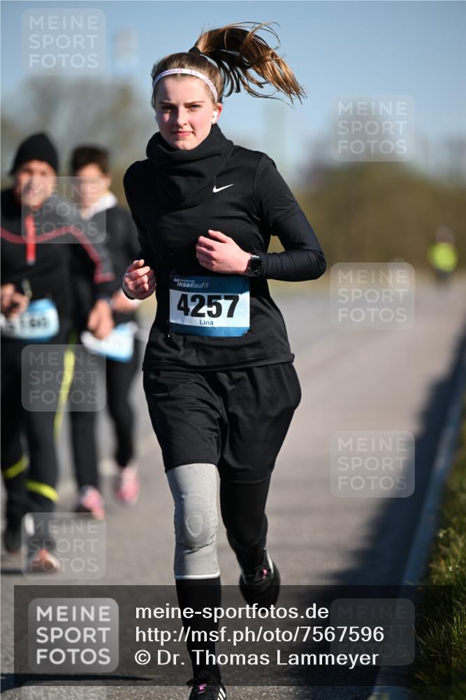 06.04.2025 - 44. Internationalen Wilhelmsburger Insellauf Dr. Thomas Lammeyer http://msf.ph/oto/7567596 06.04.2025 09:45:16 Laufen 4257 meine-sportfotos.de