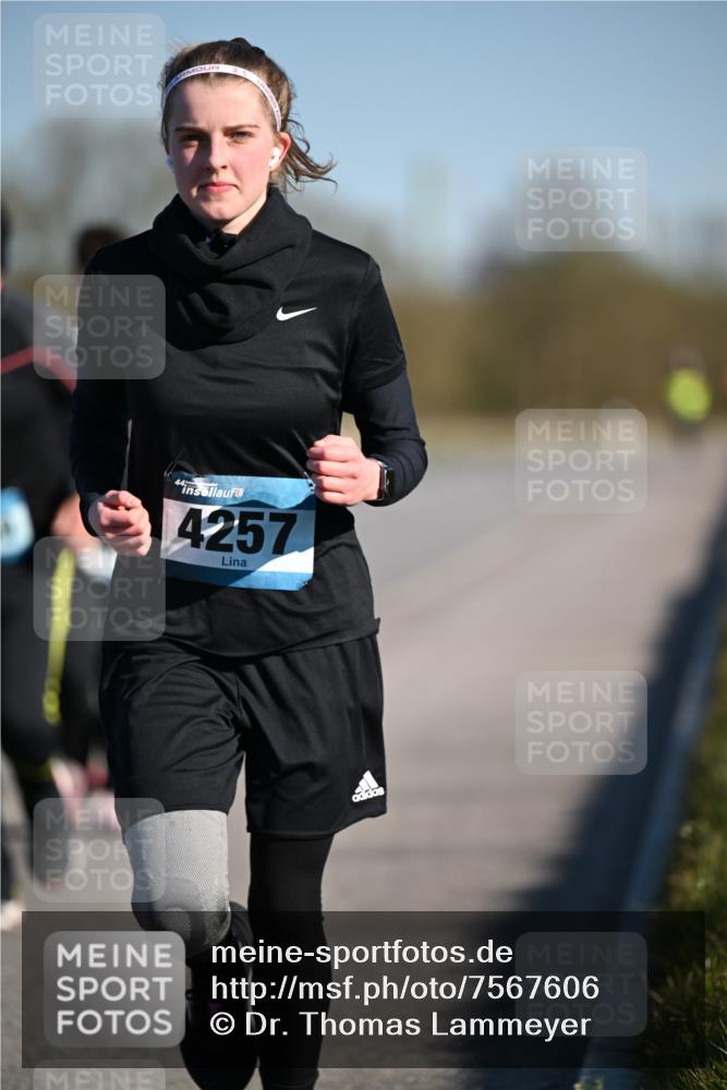 06.04.2025 - 44. Internationalen Wilhelmsburger Insellauf Dr. Thomas Lammeyer http://msf.ph/oto/7567606 06.04.2025 09:45:17 Laufen 44, 4257 meine-sportfotos.de