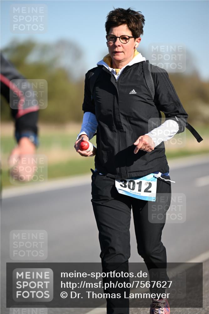 06.04.2025 - 44. Internationalen Wilhelmsburger Insellauf Dr. Thomas Lammeyer http://msf.ph/oto/7567627 06.04.2025 09:45:20 Laufen 3012 meine-sportfotos.de