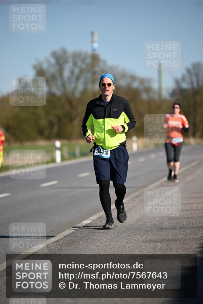 06.04.2025 - 44. Internationalen Wilhelmsburger Insellauf Dr. Thomas Lammeyer http://msf.ph/oto/7567643 06.04.2025 09:46:03 Laufen 3423 meine-sportfotos.de
