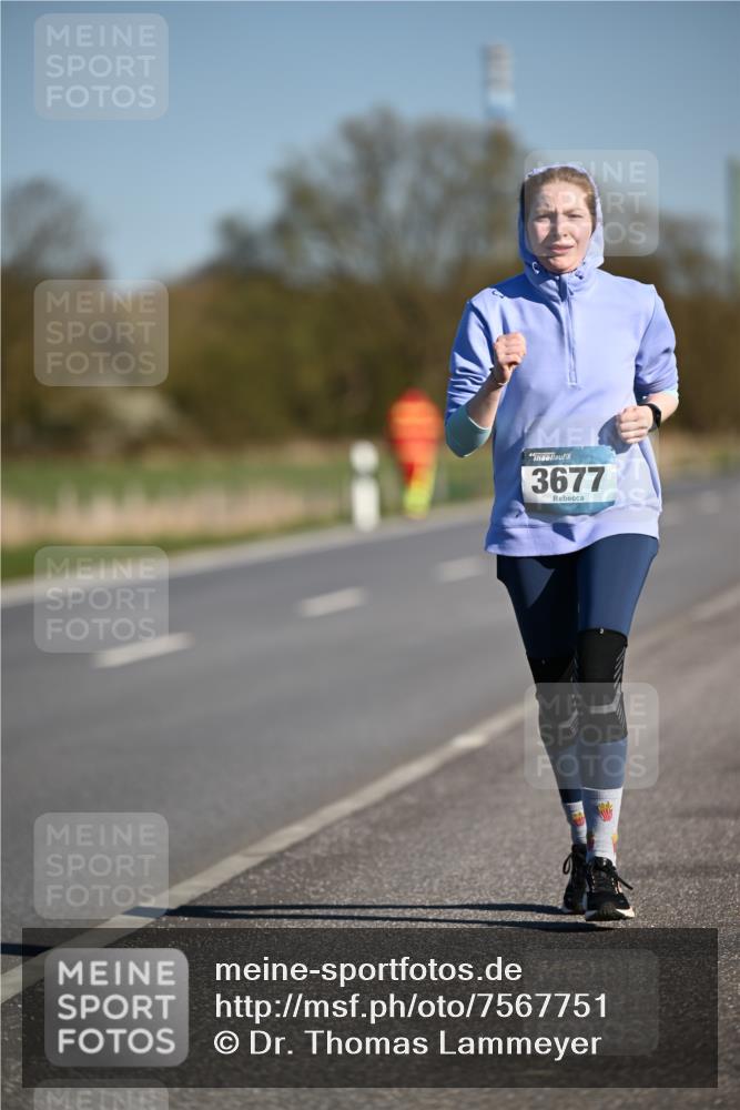 06.04.2025 - 44. Internationalen Wilhelmsburger Insellauf Dr. Thomas Lammeyer http://msf.ph/oto/7567751 06.04.2025 09:46:20 Laufen 3677 meine-sportfotos.de