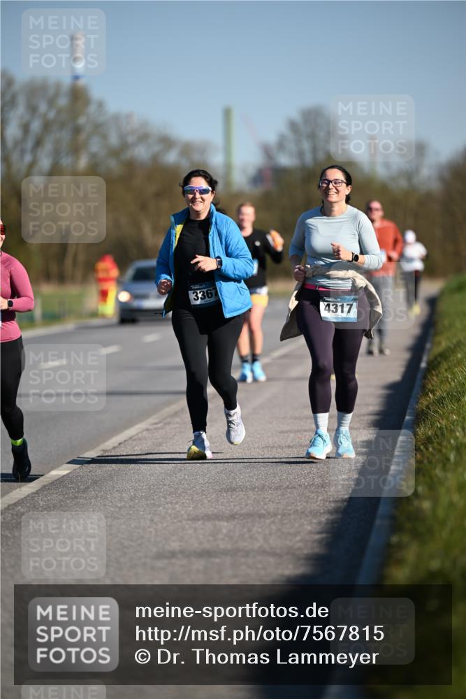 06.04.2025 - 44. Internationalen Wilhelmsburger Insellauf Dr. Thomas Lammeyer http://msf.ph/oto/7567815 06.04.2025 09:46:58 Laufen 3367, 4317 meine-sportfotos.de