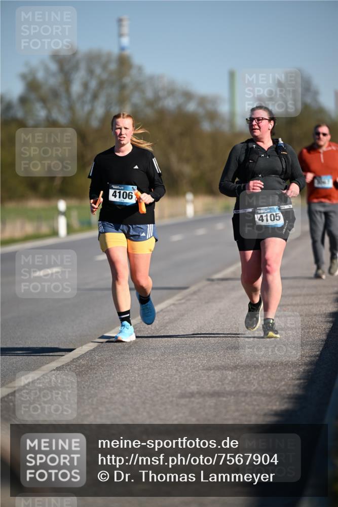 06.04.2025 - 44. Internationalen Wilhelmsburger Insellauf Dr. Thomas Lammeyer http://msf.ph/oto/7567904 06.04.2025 09:47:05 Laufen 4106, 4105 meine-sportfotos.de