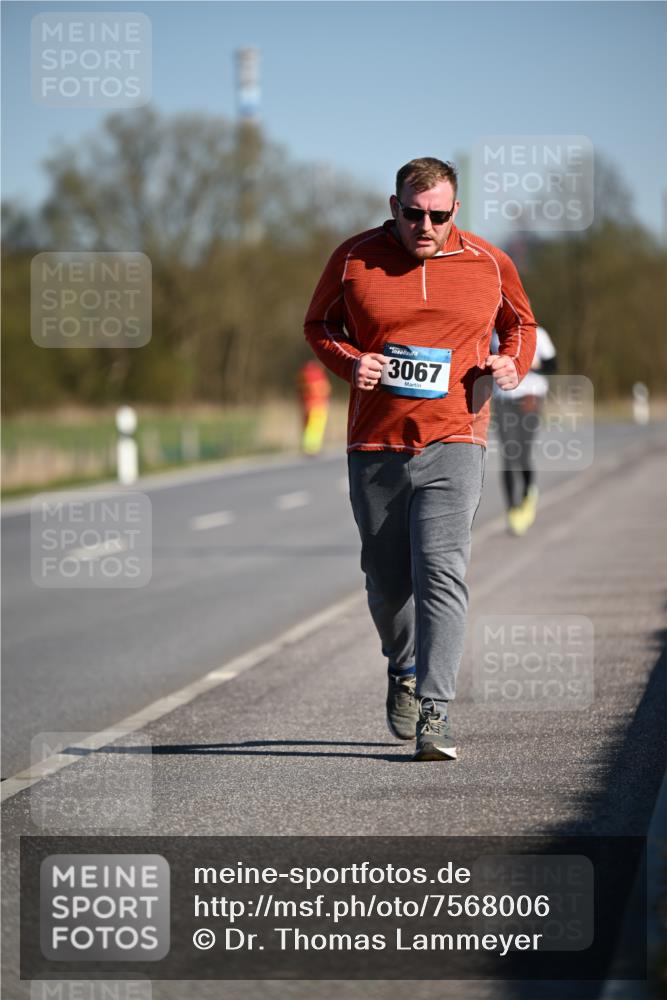 06.04.2025 - 44. Internationalen Wilhelmsburger Insellauf Dr. Thomas Lammeyer http://msf.ph/oto/7568006 06.04.2025 09:47:13 Laufen 3067 meine-sportfotos.de