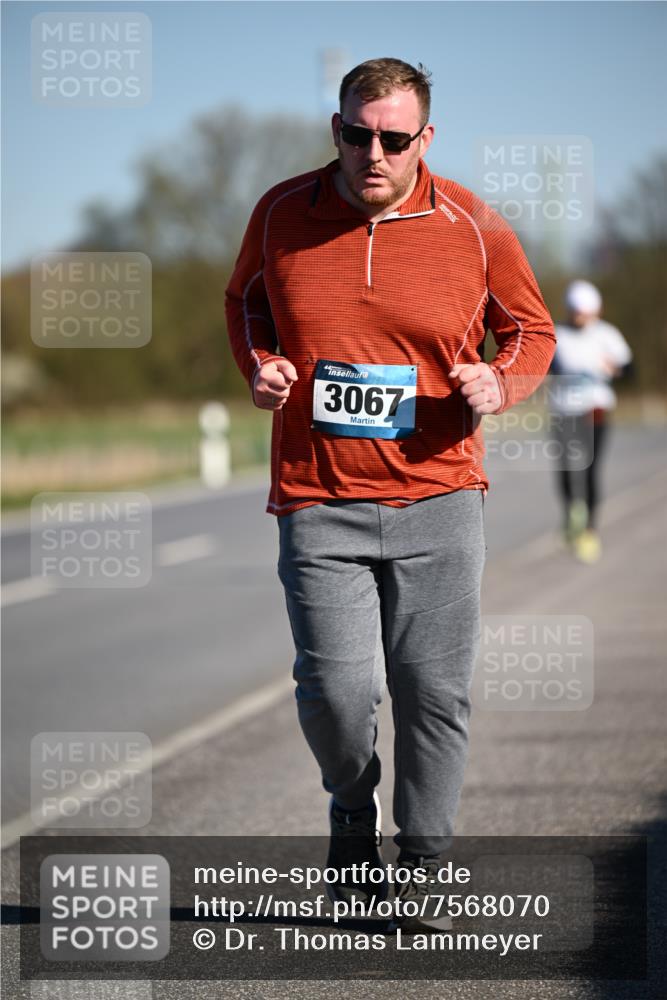 06.04.2025 - 44. Internationalen Wilhelmsburger Insellauf Dr. Thomas Lammeyer http://msf.ph/oto/7568070 06.04.2025 09:47:16 Laufen 3067 meine-sportfotos.de