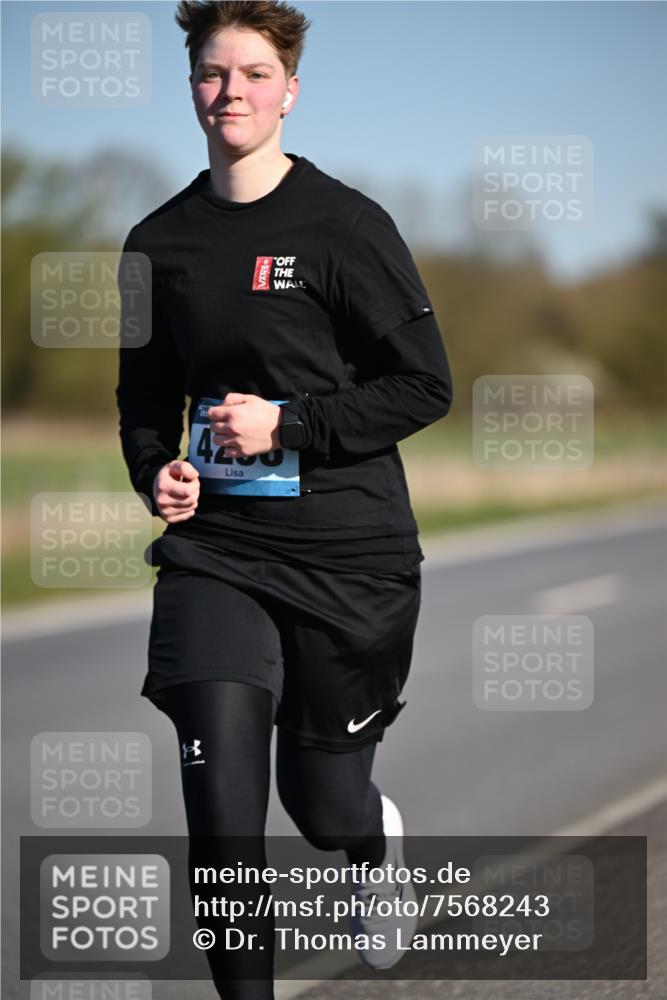 06.04.2025 - 44. Internationalen Wilhelmsburger Insellauf Dr. Thomas Lammeyer http://msf.ph/oto/7568243 06.04.2025 09:48:26 Laufen 4250 meine-sportfotos.de