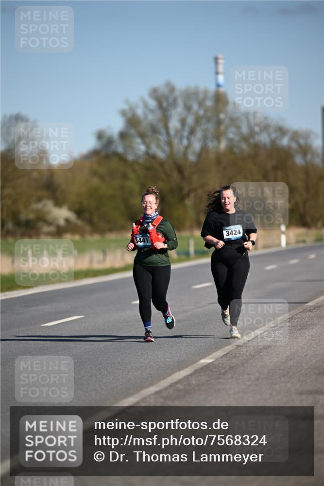 06.04.2025 - 44. Internationalen Wilhelmsburger Insellauf Dr. Thomas Lammeyer http://msf.ph/oto/7568324 06.04.2025 09:49:24 Laufen 3441, 3424 meine-sportfotos.de