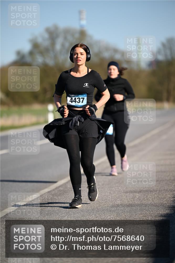 06.04.2025 - 44. Internationalen Wilhelmsburger Insellauf Dr. Thomas Lammeyer http://msf.ph/oto/7568640 06.04.2025 09:49:55 Laufen 4437 meine-sportfotos.de