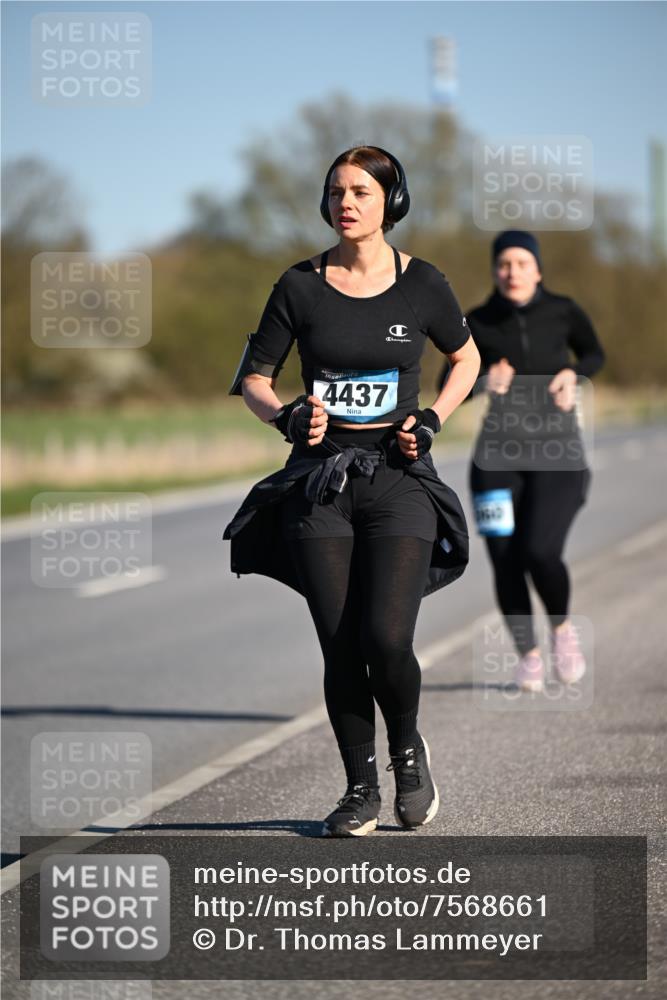 06.04.2025 - 44. Internationalen Wilhelmsburger Insellauf Dr. Thomas Lammeyer http://msf.ph/oto/7568661 06.04.2025 09:49:56 Laufen 4437 meine-sportfotos.de
