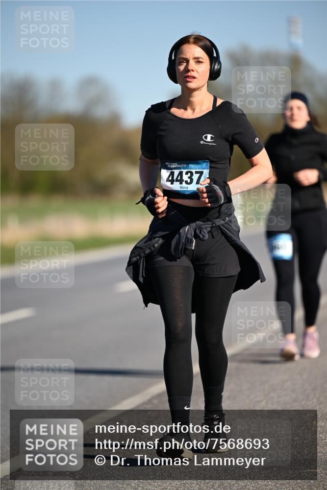 06.04.2025 - 44. Internationalen Wilhelmsburger Insellauf Dr. Thomas Lammeyer http://msf.ph/oto/7568693 06.04.2025 09:49:57 Laufen 4437 meine-sportfotos.de