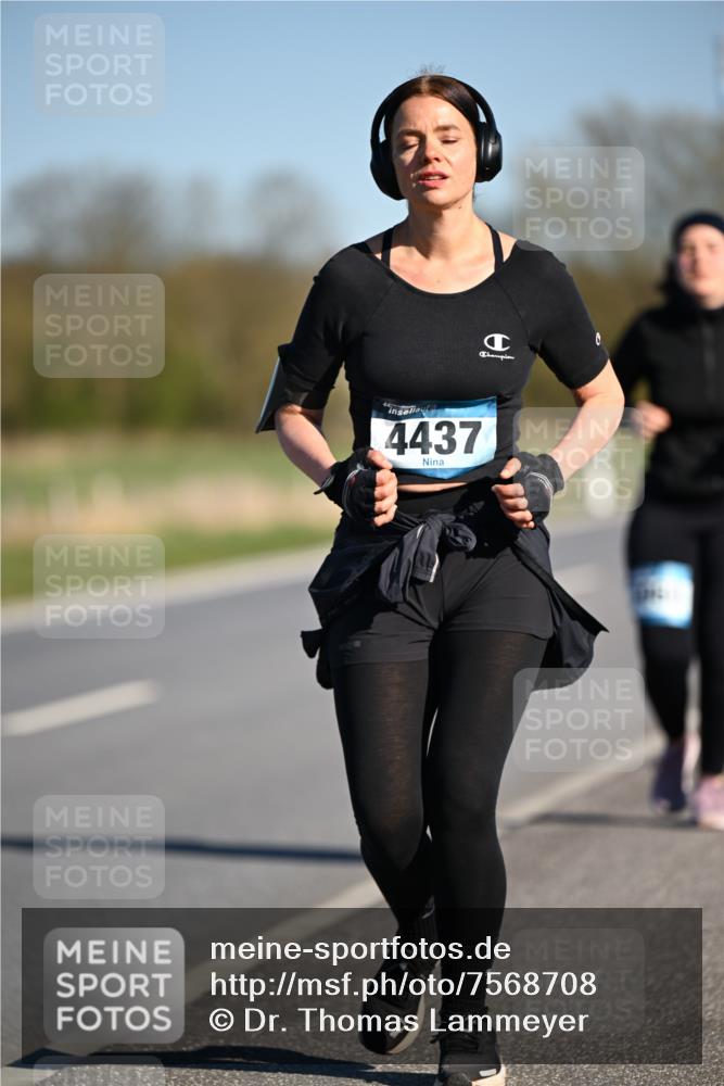 06.04.2025 - 44. Internationalen Wilhelmsburger Insellauf Dr. Thomas Lammeyer http://msf.ph/oto/7568708 06.04.2025 09:49:58 Laufen 4437 meine-sportfotos.de
