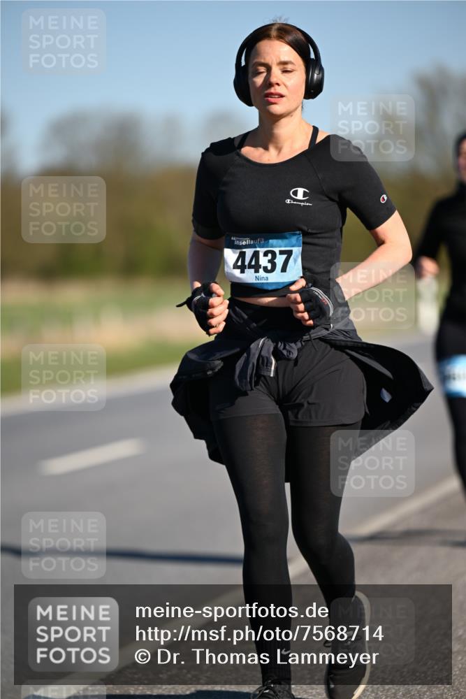 06.04.2025 - 44. Internationalen Wilhelmsburger Insellauf Dr. Thomas Lammeyer http://msf.ph/oto/7568714 06.04.2025 09:49:58 Laufen 4437 meine-sportfotos.de