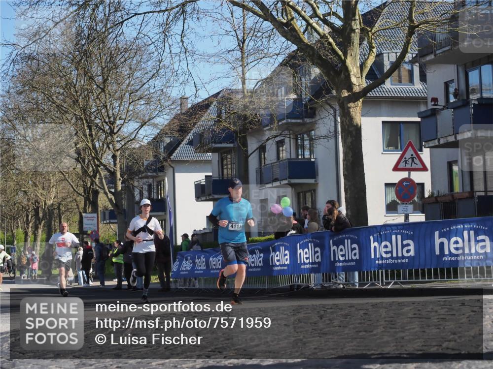 06.04.2025 - 44. Internationalen Wilhelmsburger Insellauf Luisa Fischer http://msf.ph/oto/7571959 06.04.2025 10:41:03 Ziel 4111 meine-sportfotos.de