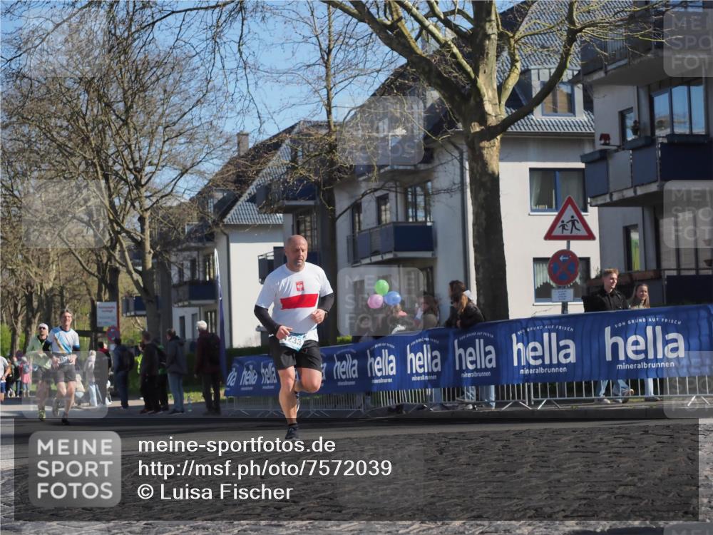 06.04.2025 - 44. Internationalen Wilhelmsburger Insellauf Luisa Fischer http://msf.ph/oto/7572039 06.04.2025 10:41:07 Ziel 233 meine-sportfotos.de