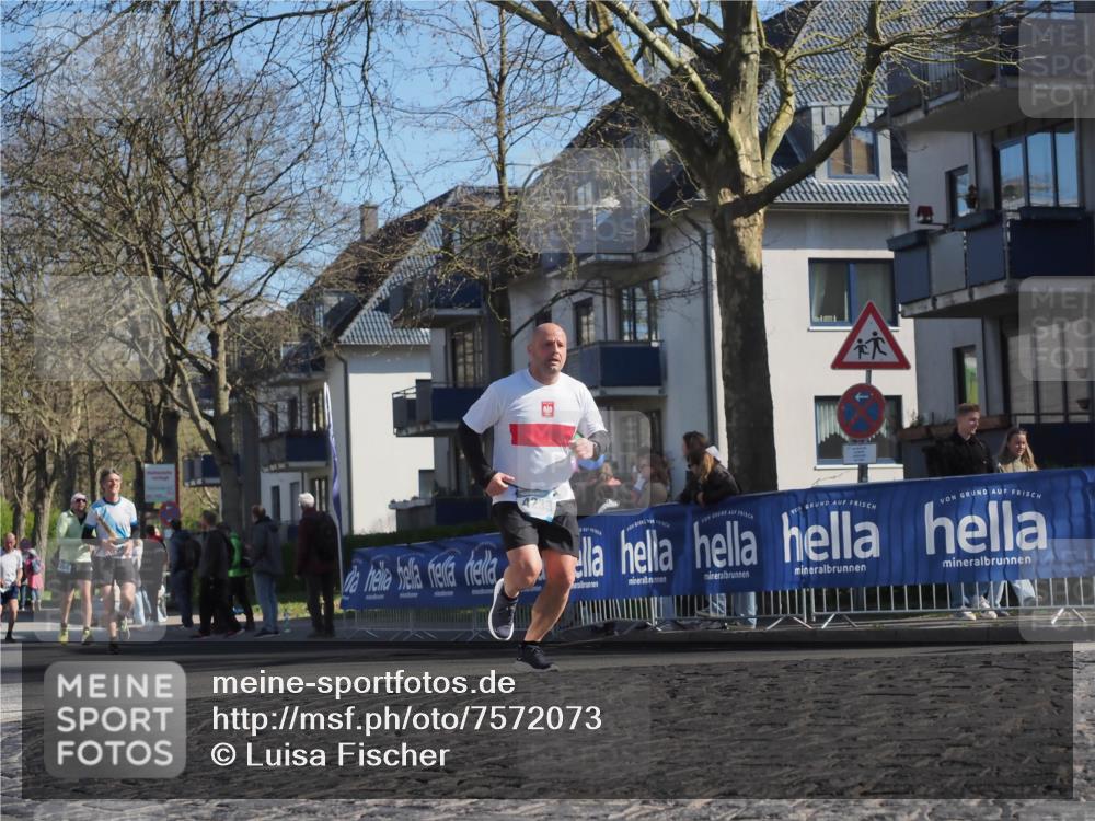 06.04.2025 - 44. Internationalen Wilhelmsburger Insellauf Luisa Fischer http://msf.ph/oto/7572073 06.04.2025 10:41:07 Ziel  meine-sportfotos.de