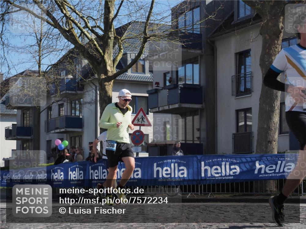 06.04.2025 - 44. Internationalen Wilhelmsburger Insellauf Luisa Fischer http://msf.ph/oto/7572234 06.04.2025 10:41:13 Ziel 208 meine-sportfotos.de