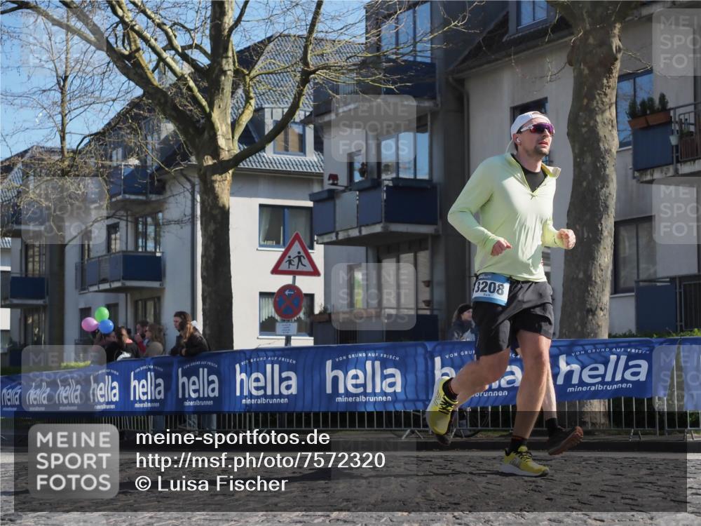 06.04.2025 - 44. Internationalen Wilhelmsburger Insellauf Luisa Fischer http://msf.ph/oto/7572320 06.04.2025 10:41:14 Ziel 3208 meine-sportfotos.de