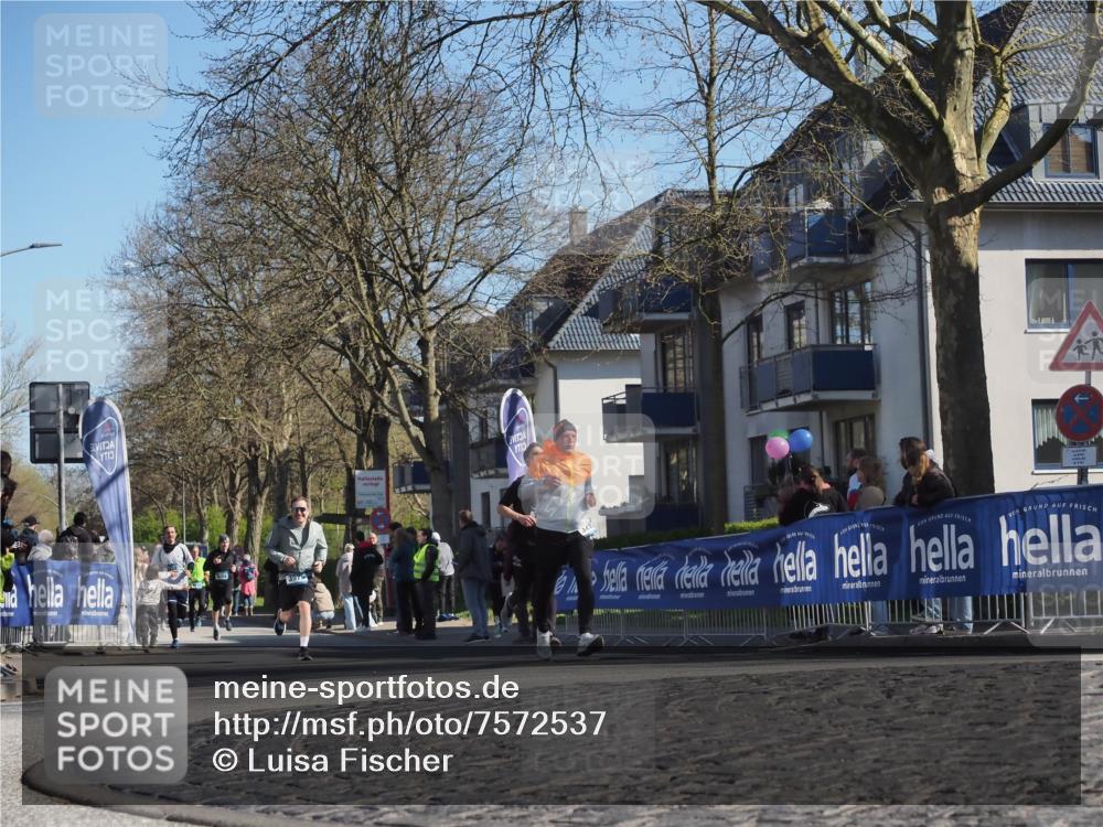 06.04.2025 - 44. Internationalen Wilhelmsburger Insellauf Luisa Fischer http://msf.ph/oto/7572537 06.04.2025 10:41:21 Ziel 3979, 1853 meine-sportfotos.de