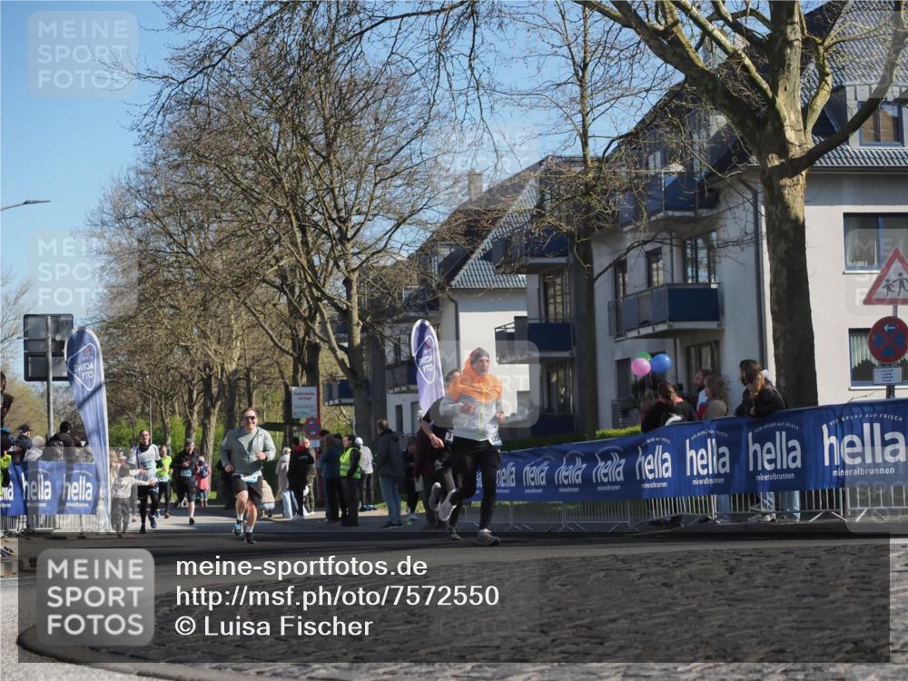 06.04.2025 - 44. Internationalen Wilhelmsburger Insellauf Luisa Fischer http://msf.ph/oto/7572550 06.04.2025 10:41:21 Ziel 713 meine-sportfotos.de