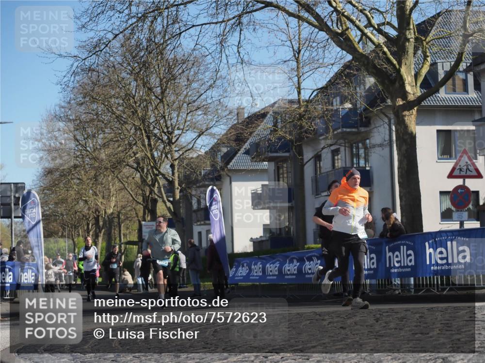 06.04.2025 - 44. Internationalen Wilhelmsburger Insellauf Luisa Fischer http://msf.ph/oto/7572623 06.04.2025 10:41:23 Ziel 13, 3515 meine-sportfotos.de