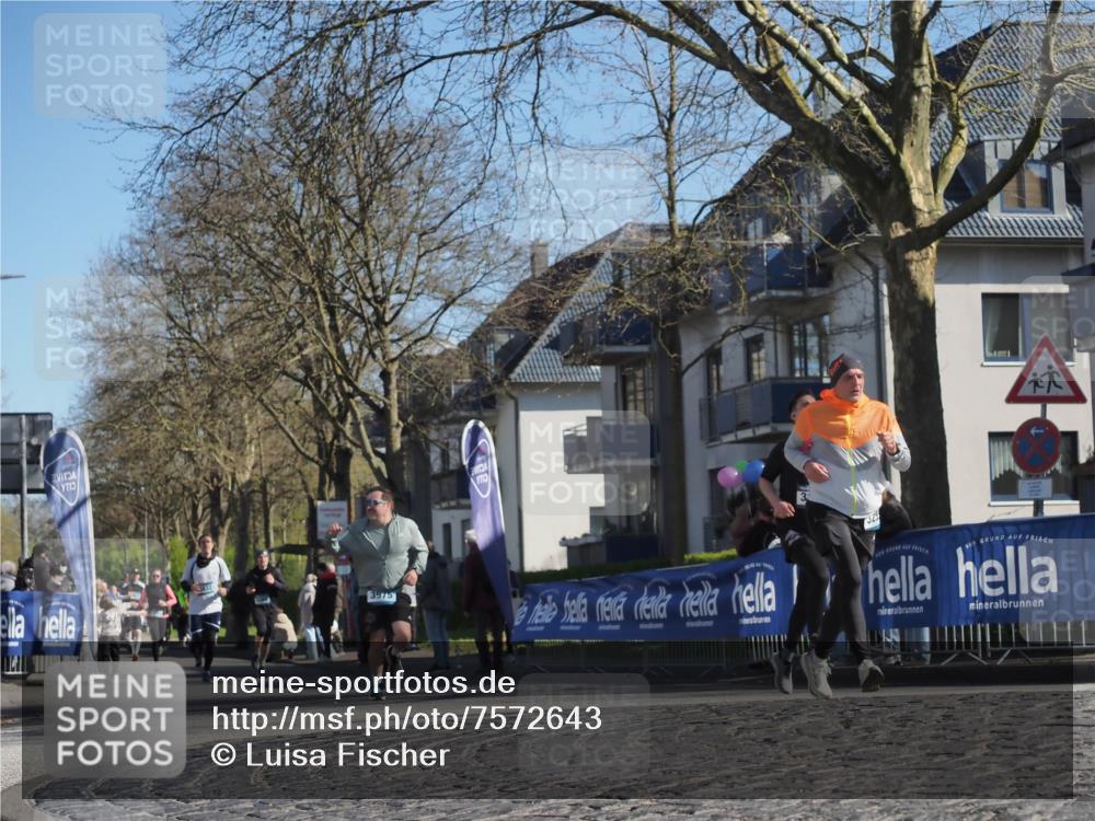 06.04.2025 - 44. Internationalen Wilhelmsburger Insellauf Luisa Fischer http://msf.ph/oto/7572643 06.04.2025 10:41:23 Ziel 3975, 325 meine-sportfotos.de