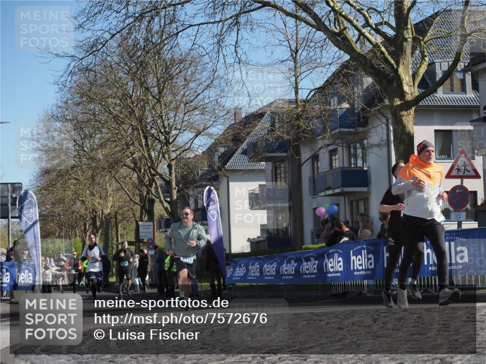 06.04.2025 - 44. Internationalen Wilhelmsburger Insellauf Luisa Fischer http://msf.ph/oto/7572676 06.04.2025 10:41:23 Ziel 13, 3975 meine-sportfotos.de