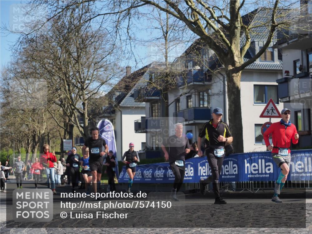 06.04.2025 - 44. Internationalen Wilhelmsburger Insellauf Luisa Fischer http://msf.ph/oto/7574150 06.04.2025 10:42:02 Ziel 4130, 4350, 3761, 4581, 5111 meine-sportfotos.de