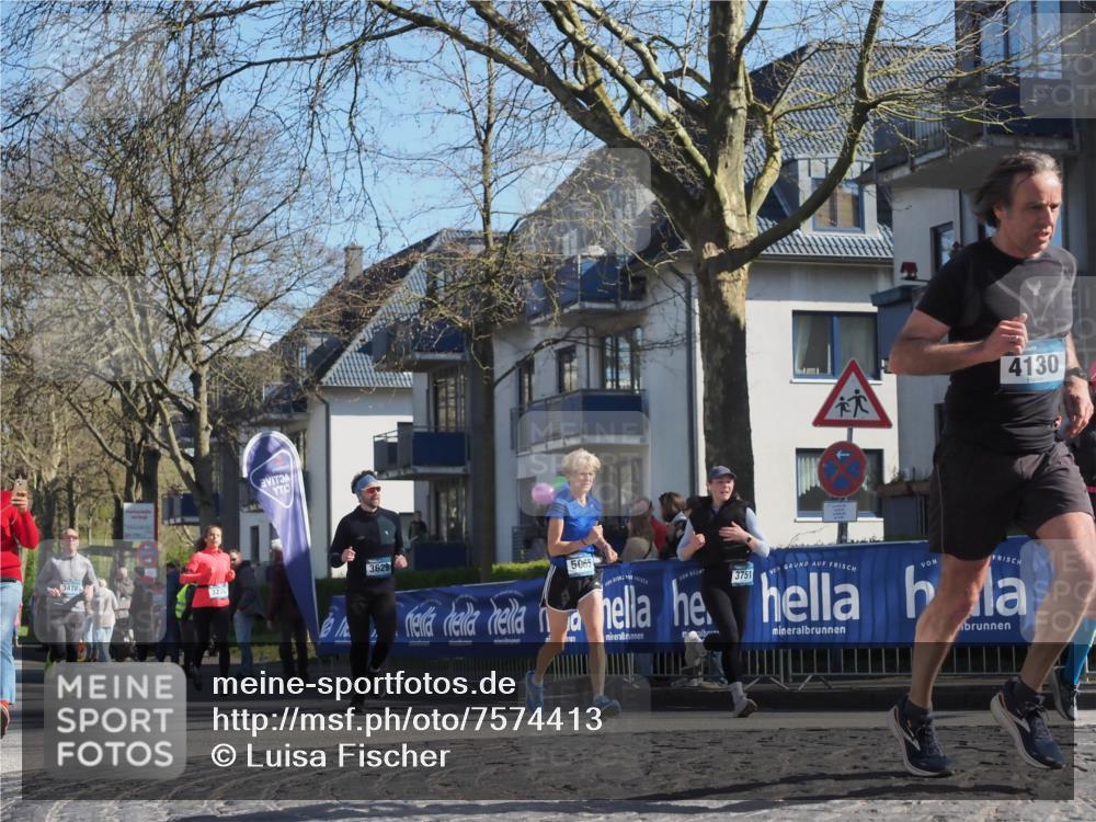 06.04.2025 - 44. Internationalen Wilhelmsburger Insellauf Luisa Fischer http://msf.ph/oto/7574413 06.04.2025 10:42:05 Ziel 3478, 3629, 5065, 3751, 4130 meine-sportfotos.de